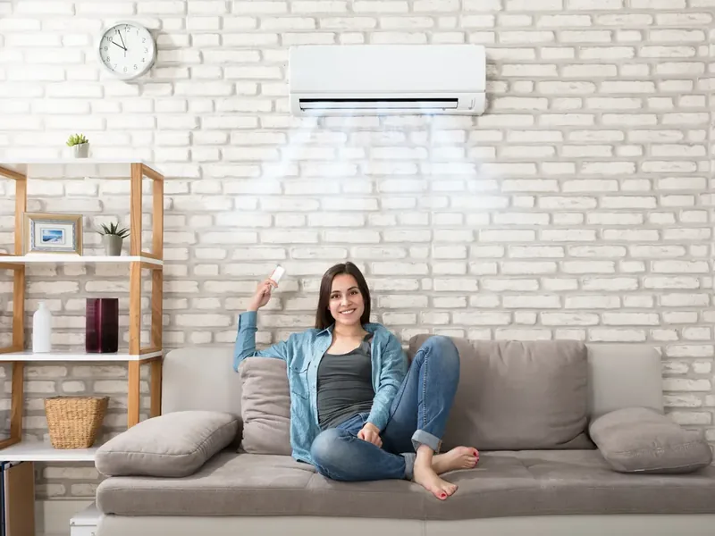 Réglage de la climatisation réversible à la télécommande — climatisation réversible en Île-de-France