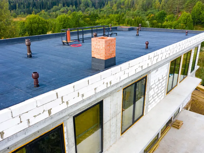 Toiture-terrasse neuve d’une maison — en Corse